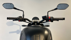 Triumph Trident (20MY)
